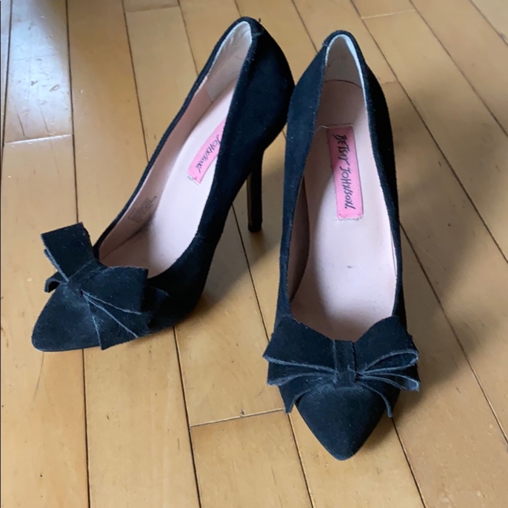 Betsey Johnson Black High Heel with bow